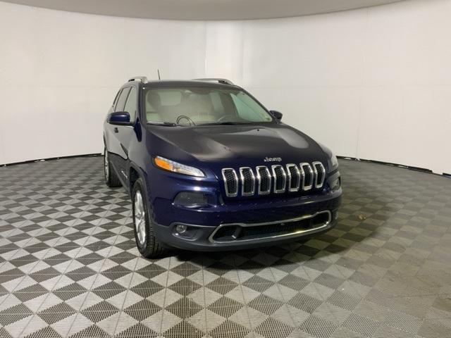 used 2015 Jeep Cherokee car, priced at $11,900