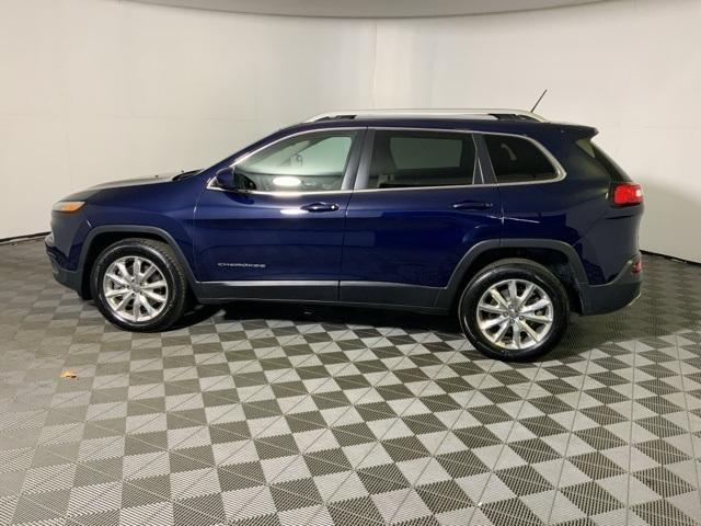 used 2015 Jeep Cherokee car, priced at $11,900