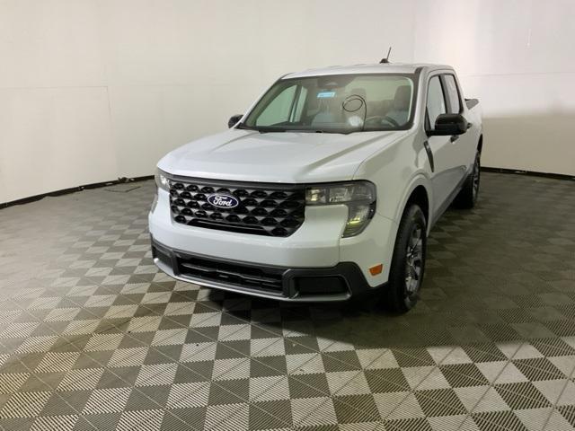 new 2025 Ford Maverick car, priced at $37,621