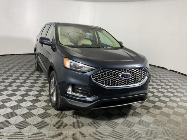 new 2024 Ford Edge car, priced at $37,494