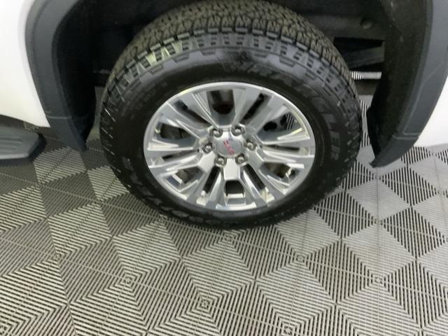 used 2021 GMC Sierra 1500 car, priced at $32,043