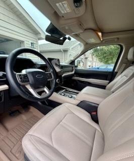 used 2023 Ford Expedition car, priced at $56,395