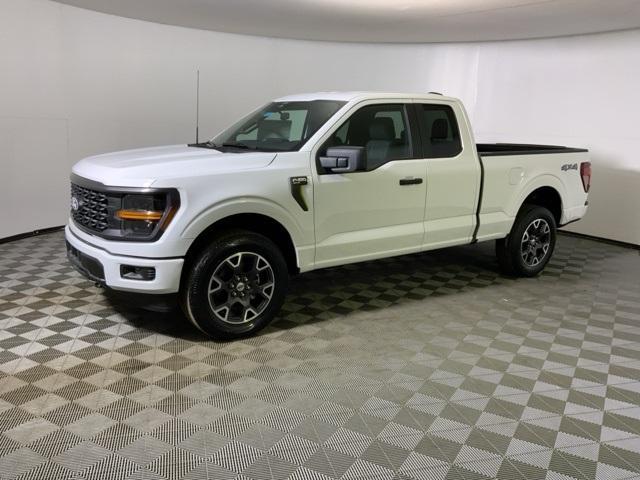 new 2025 Ford F-150 car, priced at $45,392