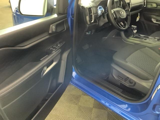 new 2025 Ford Ranger car, priced at $39,940