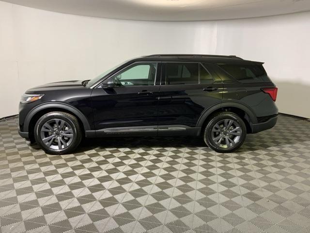 new 2025 Ford Explorer car, priced at $44,703