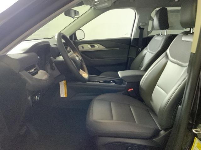 new 2025 Ford Explorer car, priced at $44,703