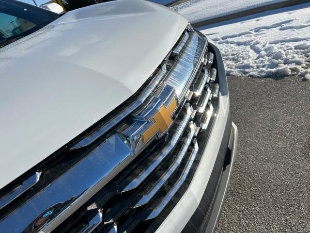new 2025 Chevrolet Equinox car, priced at $31,046