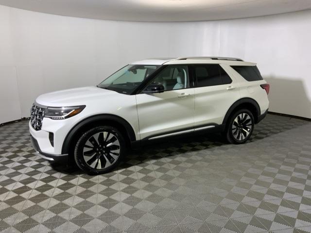 new 2025 Ford Explorer car, priced at $56,346