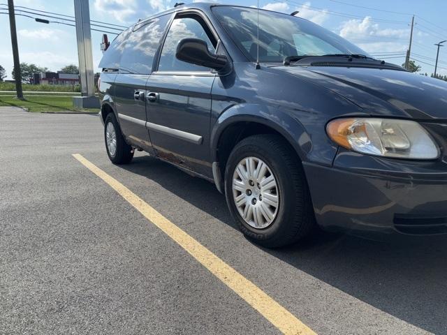 used 2007 Chrysler Town & Country car, priced at $5,000
