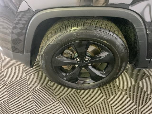 used 2016 Jeep Cherokee car, priced at $11,953