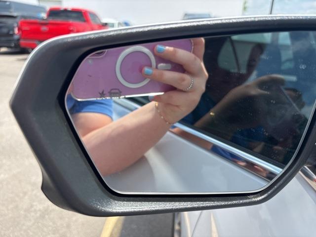 used 2022 Chevrolet Equinox car, priced at $20,108