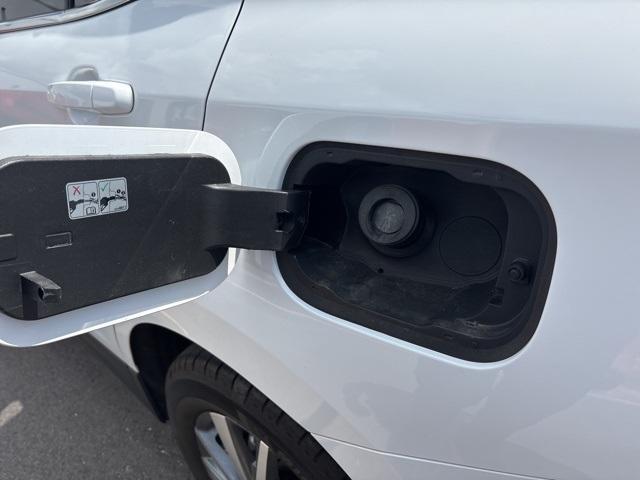 used 2022 Chevrolet Equinox car, priced at $20,108