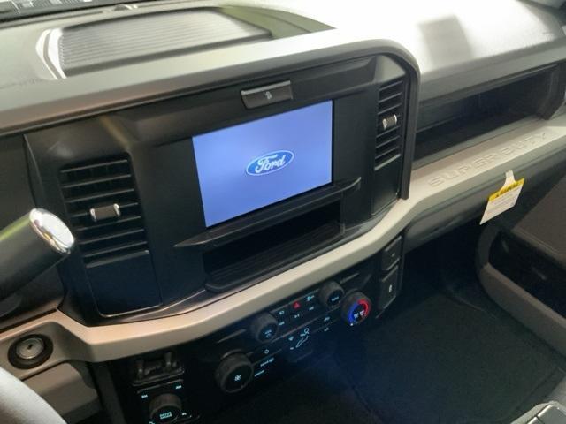 new 2025 Ford F-250 car, priced at $57,392