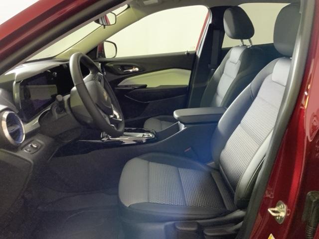 new 2025 Chevrolet Trax car, priced at $25,235