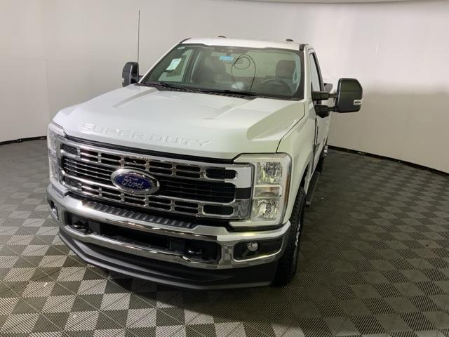 new 2025 Ford F-350 car, priced at $52,856