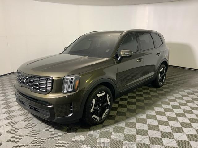 used 2024 Kia Telluride car, priced at $34,725