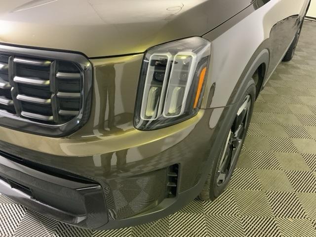 used 2024 Kia Telluride car, priced at $34,725