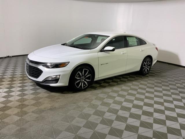 new 2025 Chevrolet Malibu car