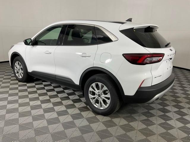 used 2024 Ford Escape car, priced at $23,217