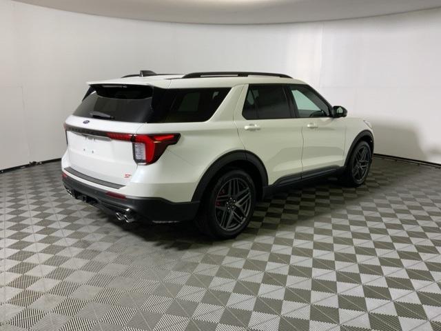new 2025 Ford Explorer car, priced at $59,381
