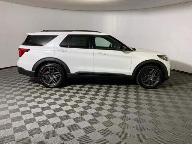 new 2025 Ford Explorer car, priced at $59,381