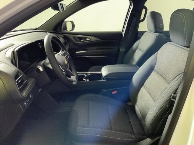 new 2026 Chevrolet Traverse car, priced at $44,345