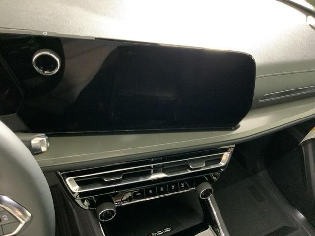 new 2026 Chevrolet Traverse car, priced at $44,345