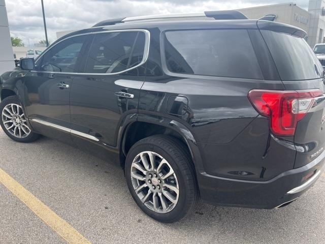 used 2023 GMC Acadia car