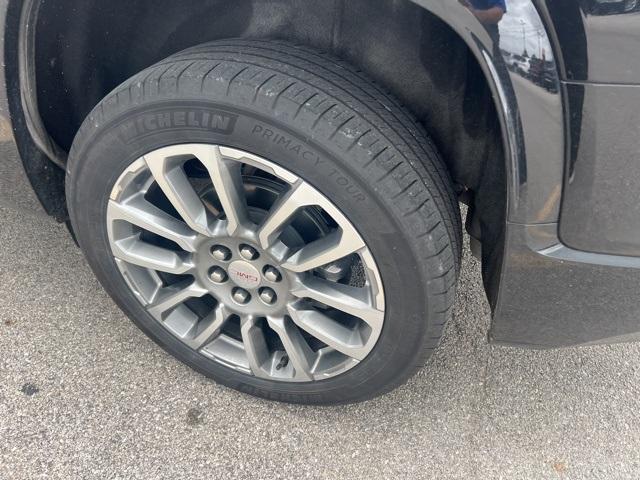 used 2023 GMC Acadia car