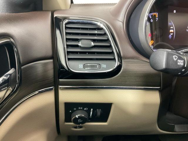 used 2020 Jeep Grand Cherokee car, priced at $22,379