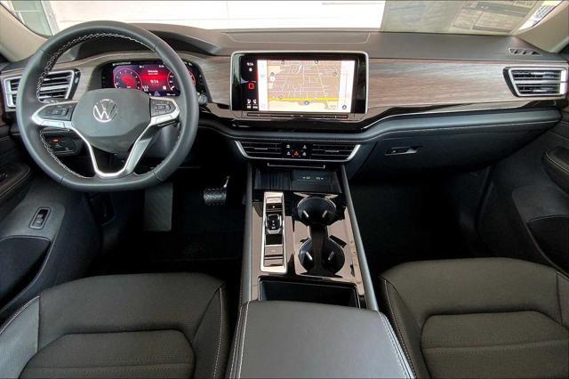 new 2025 Volkswagen Atlas car, priced at $49,355