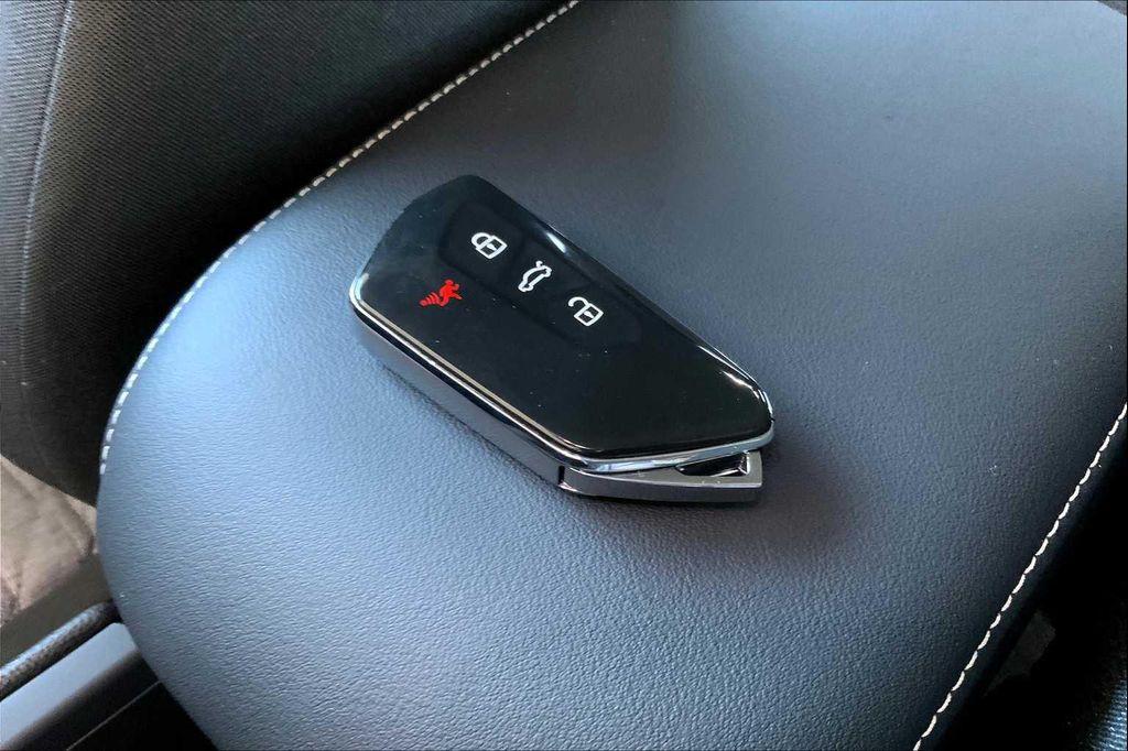used 2025 Volkswagen Tiguan car, priced at $26,999