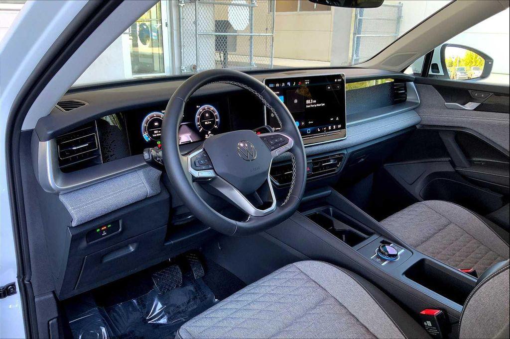 used 2025 Volkswagen Tiguan car, priced at $26,999
