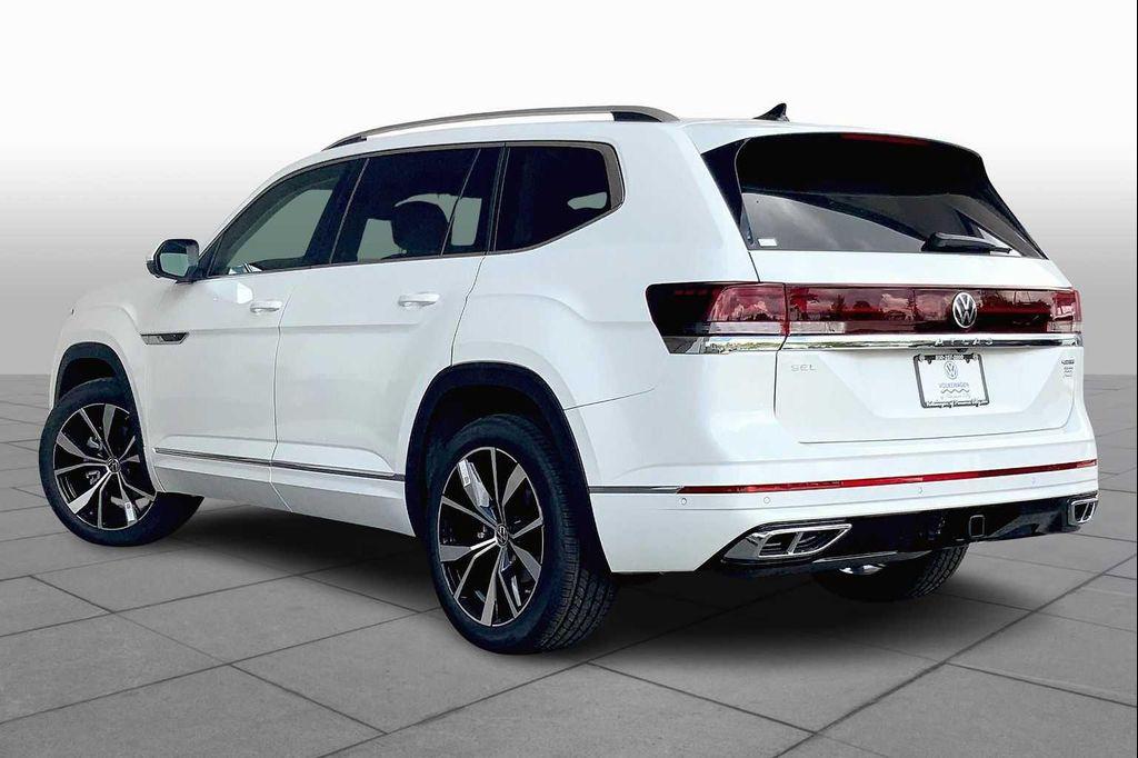 new 2026 Volkswagen Atlas car, priced at $55,501