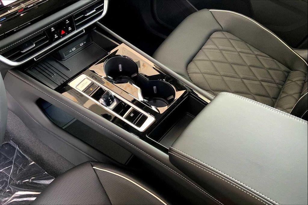 new 2026 Volkswagen Atlas car, priced at $55,501