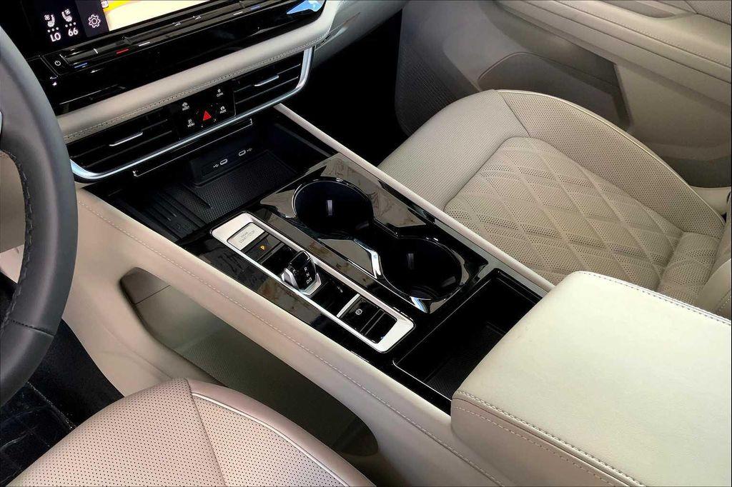 new 2026 Volkswagen Atlas car, priced at $56,099