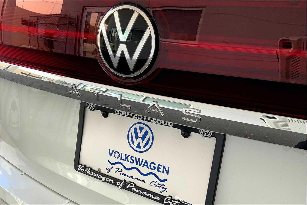 new 2026 Volkswagen Atlas car, priced at $56,099
