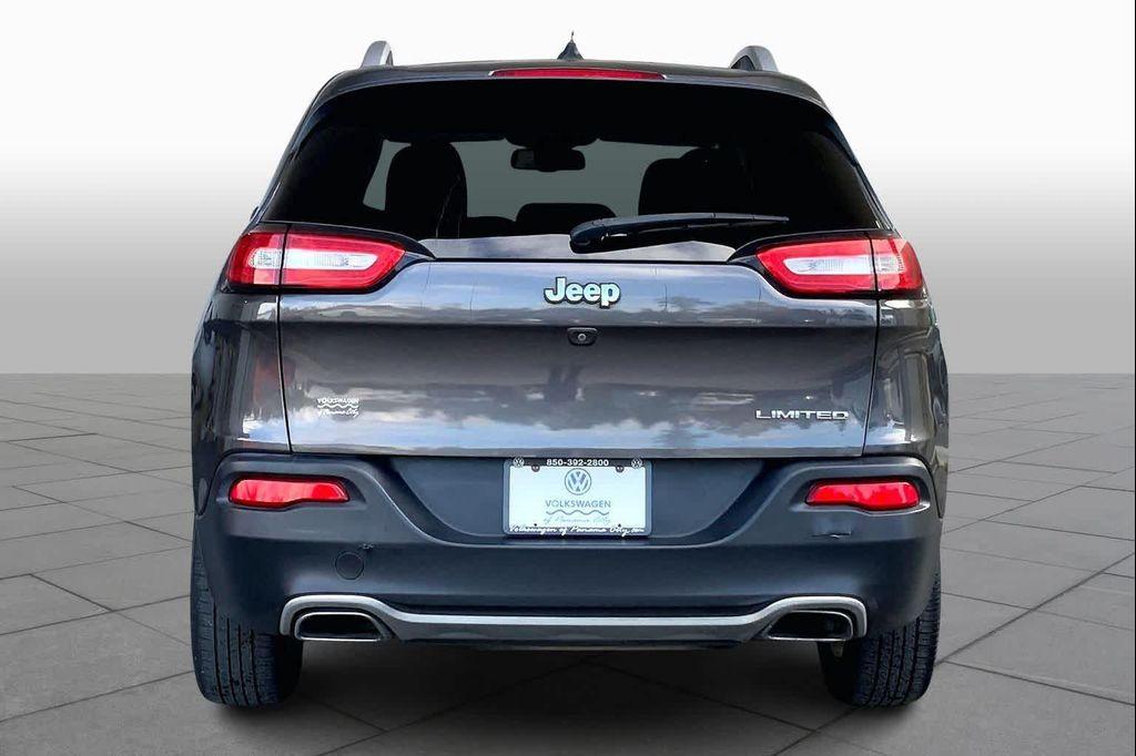 used 2015 Jeep Cherokee car, priced at $8,999