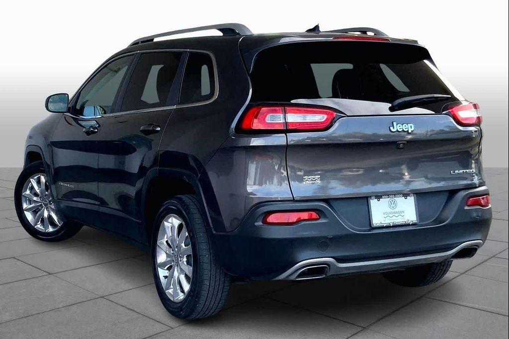used 2015 Jeep Cherokee car, priced at $8,999