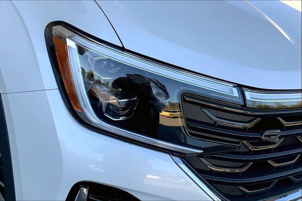 new 2026 Volkswagen Atlas Cross Sport car, priced at $54,617