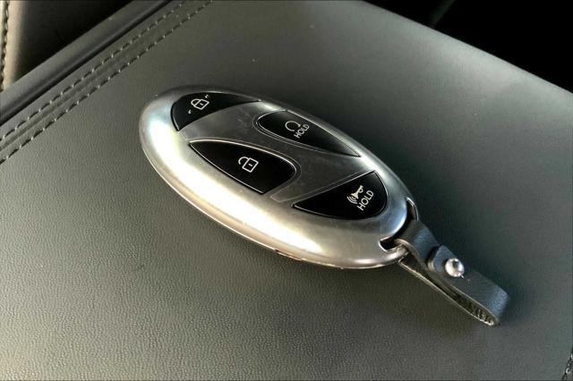 used 2024 Hyundai Santa Fe car, priced at $40,200