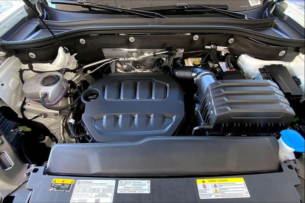 new 2026 Volkswagen Atlas Cross Sport car, priced at $39,988