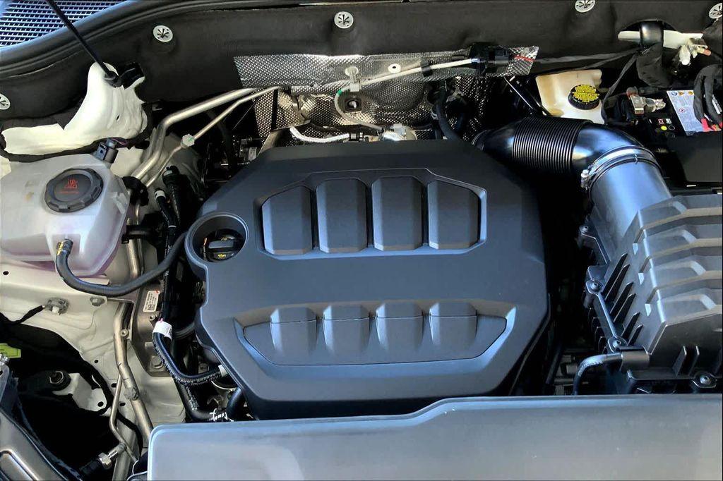 new 2026 Volkswagen Atlas Cross Sport car, priced at $39,988