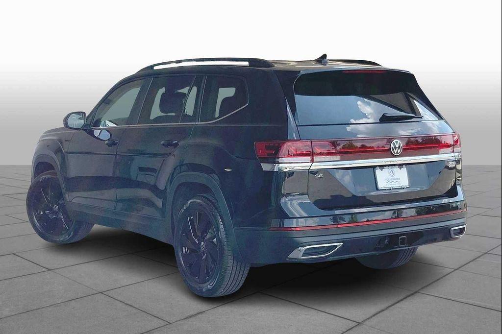 new 2026 Volkswagen Atlas car, priced at $45,660