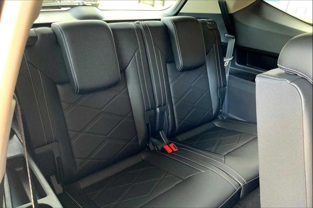 new 2026 Volkswagen Atlas car, priced at $45,660