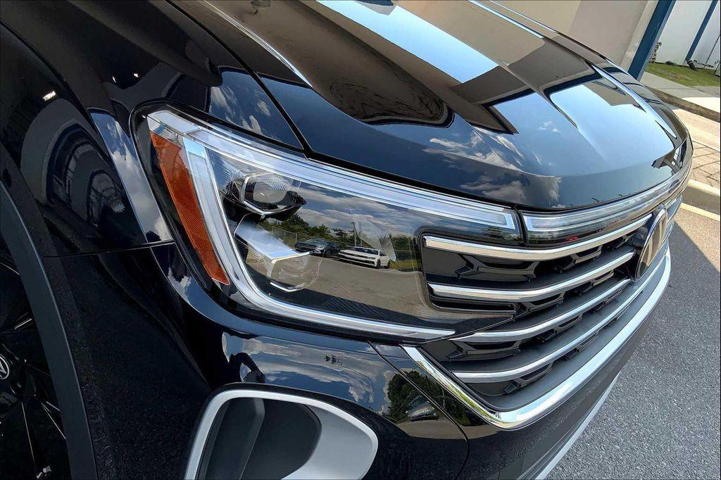 new 2026 Volkswagen Atlas car, priced at $45,660