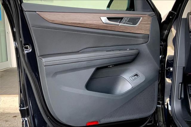 new 2025 Volkswagen Atlas car, priced at $54,966
