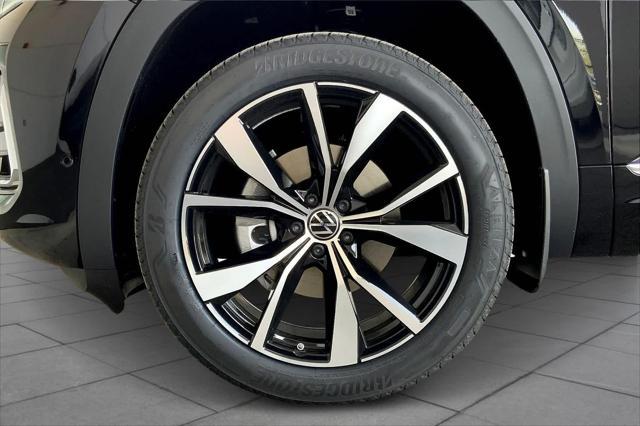 new 2025 Volkswagen Atlas car, priced at $54,966