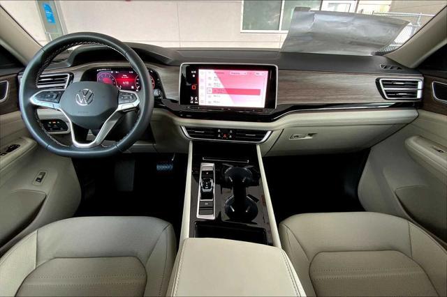 new 2025 Volkswagen Atlas car, priced at $50,521