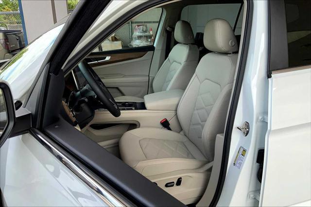 new 2025 Volkswagen Atlas car, priced at $46,073